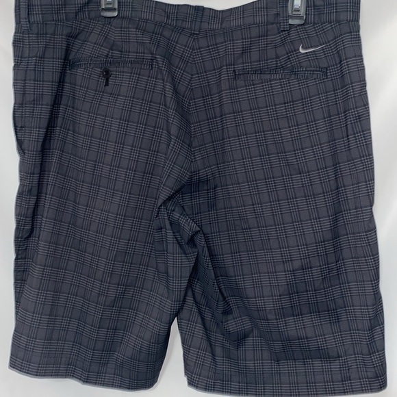 Nike Dry Fit Black Gray plaid Flat Front Shorts MENS size 40 Pockets clean - Picture 9 of 12
